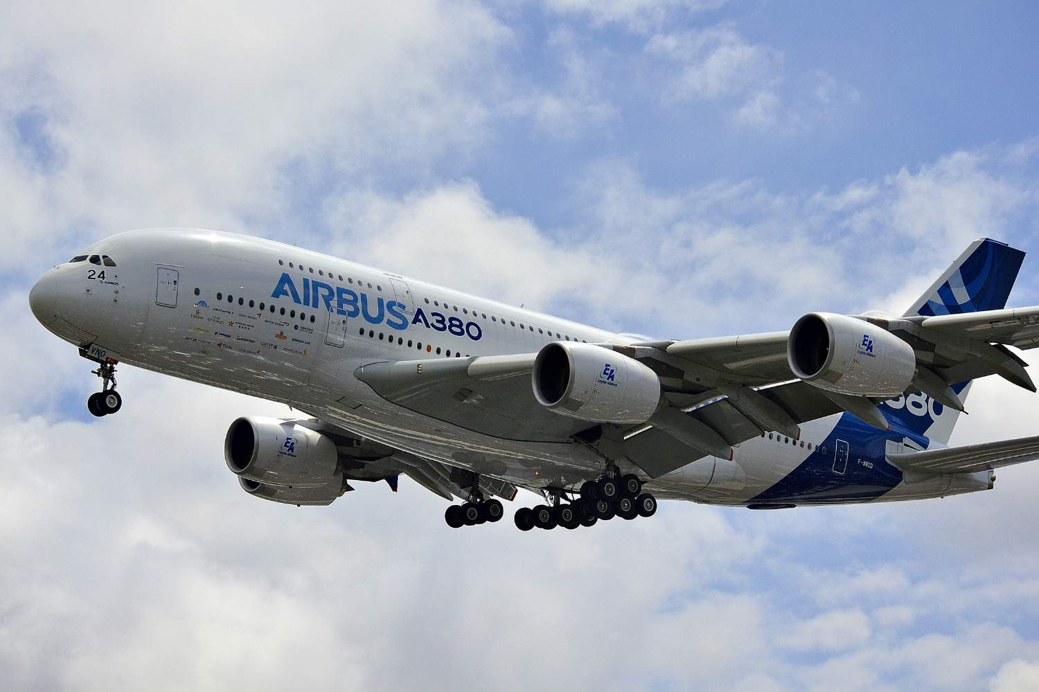 Why Boeing and Airbus aircraft cost hundreds of millions of dollars