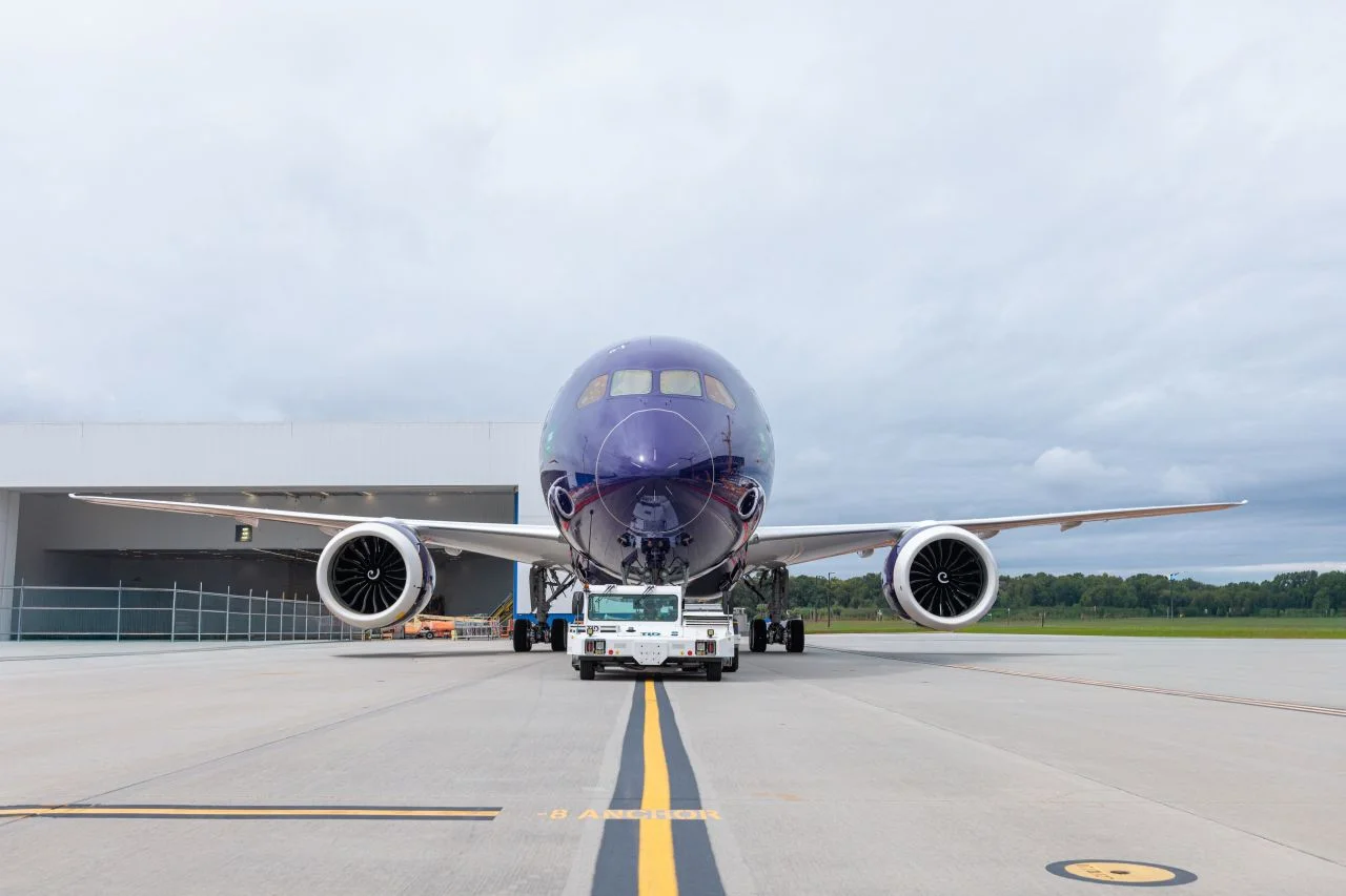Riyadh Air unveils indigo livery on 787-9