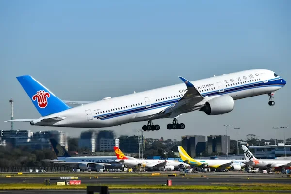 China Southern Gets Final Approval for $2.2B Share Issue