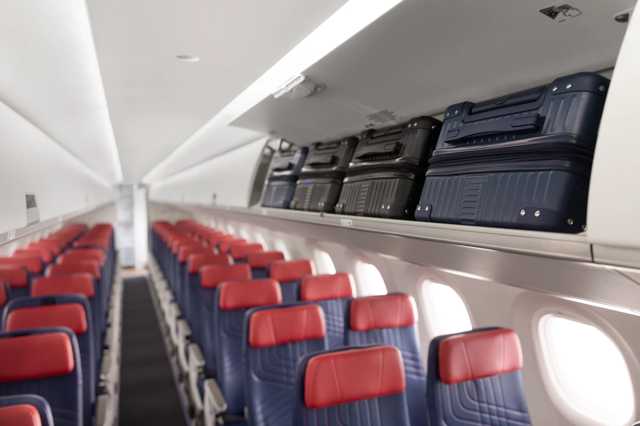 Aviation, Aircraft, Embraer, Embraer E195-E2, LATAM Airlines Brazil, Cabin Interior 
