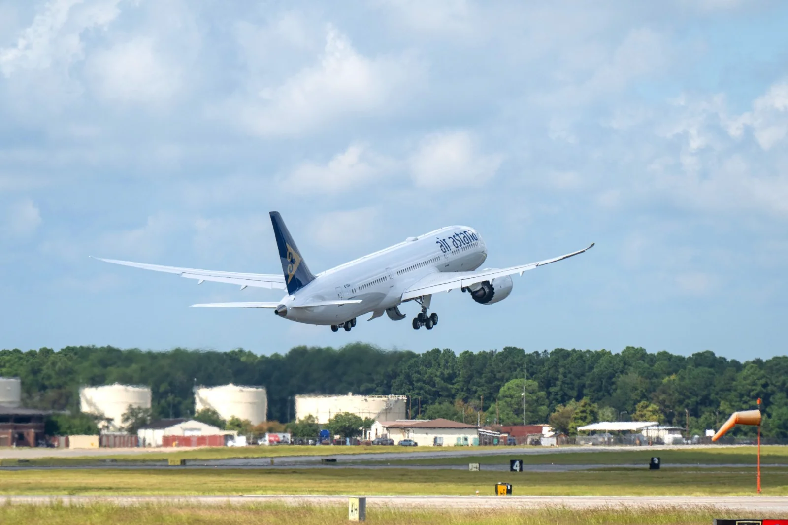 Air Astana’s first Boeing 787-9 begins test flights